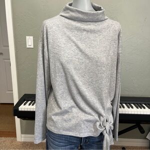 Vera Wang Simply Vera Size Medium Tie Front Gray Sweater Mock Turtleneck Top